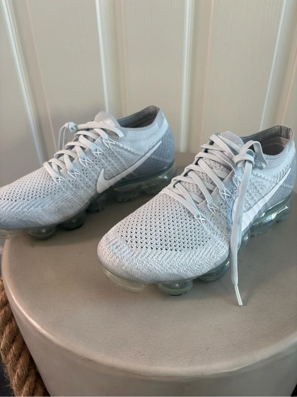 Nike | Air Vapor Max Flyknit Pure Platinum | sz 9 | Excellent Condition.